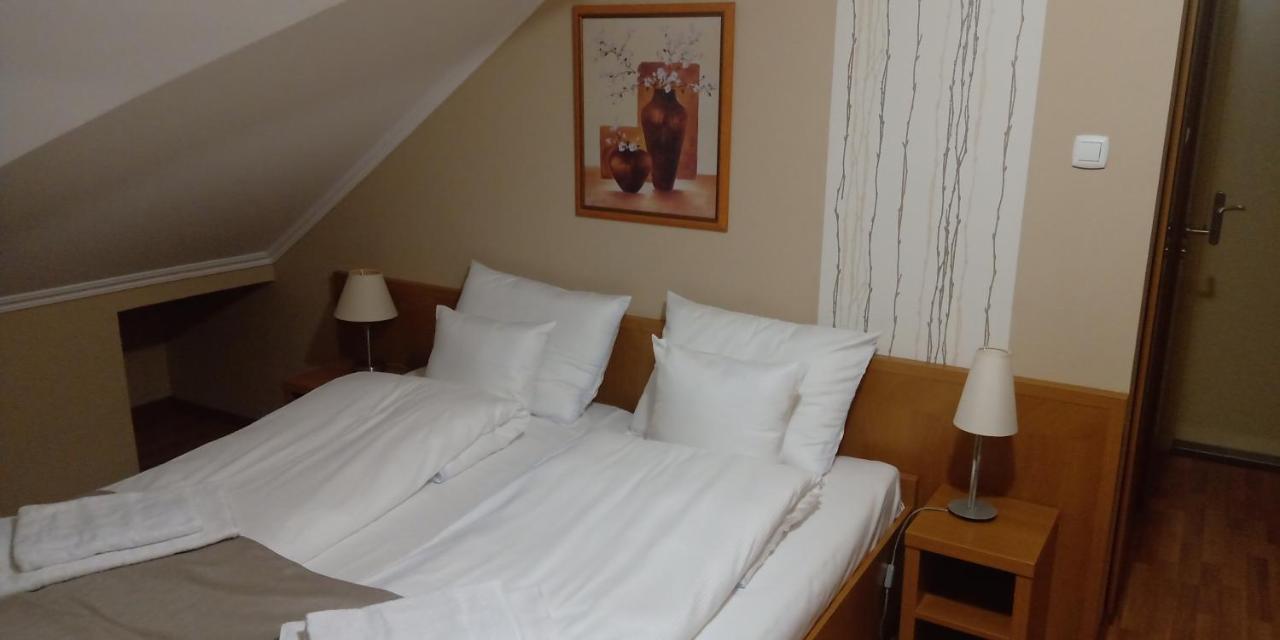 Gabi & Gabi Apartments Hajdúszoboszló Eksteriør bilde